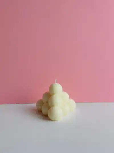 Bubble Triangle Candle